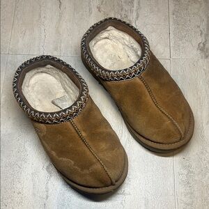 Women’s Ugg Tasman Chestnut